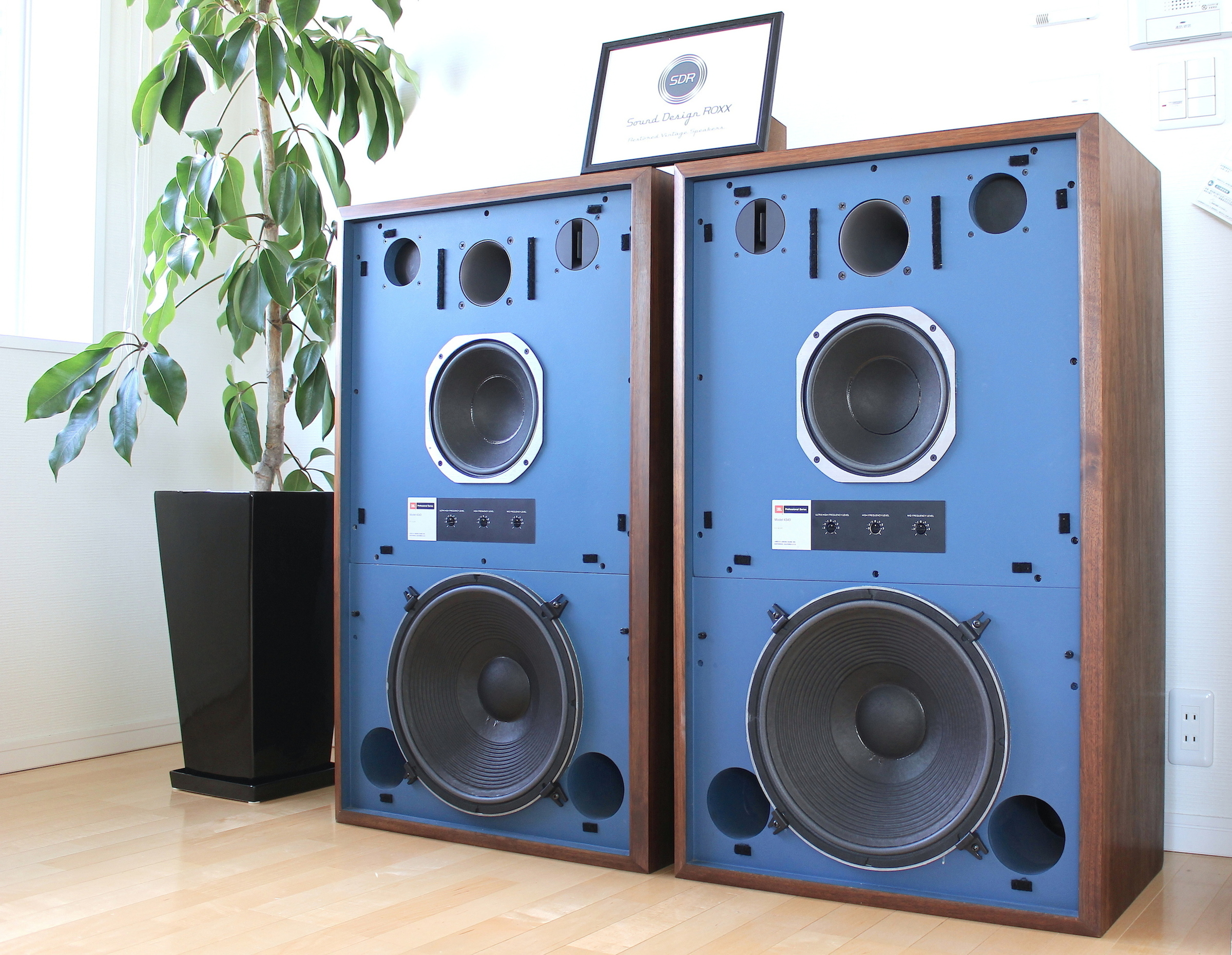 Read more about the article 最近のJBL・TANNOY・ALTECなど中古・ヴィンテージスピーカーの修理や販売のあれこれ　ロックスヴィンテージスピーカーズ